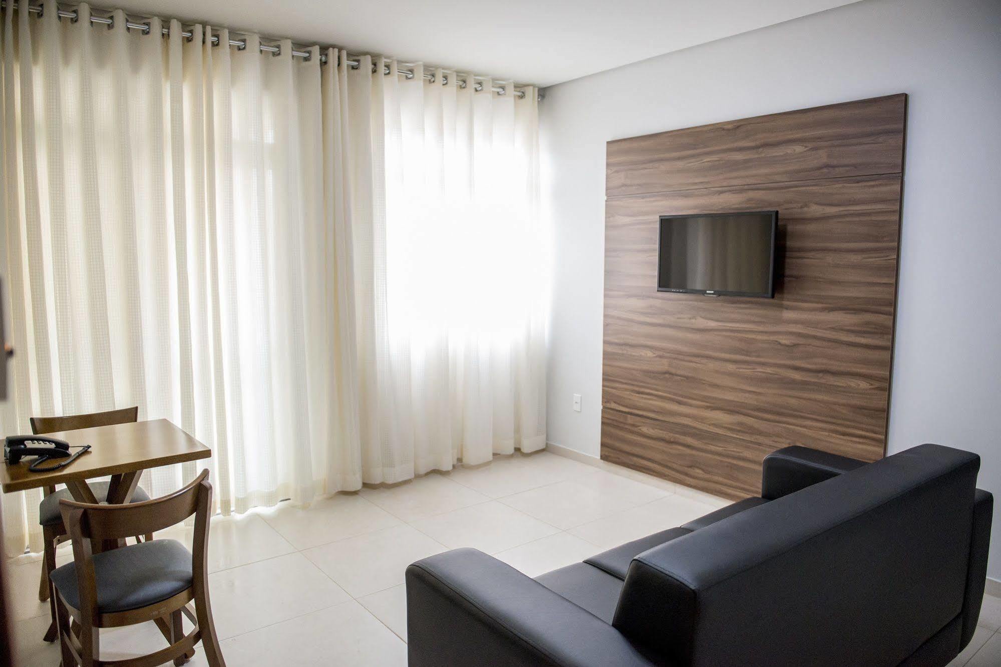 Manhattan Apart Hotel Caratinga Екстериор снимка